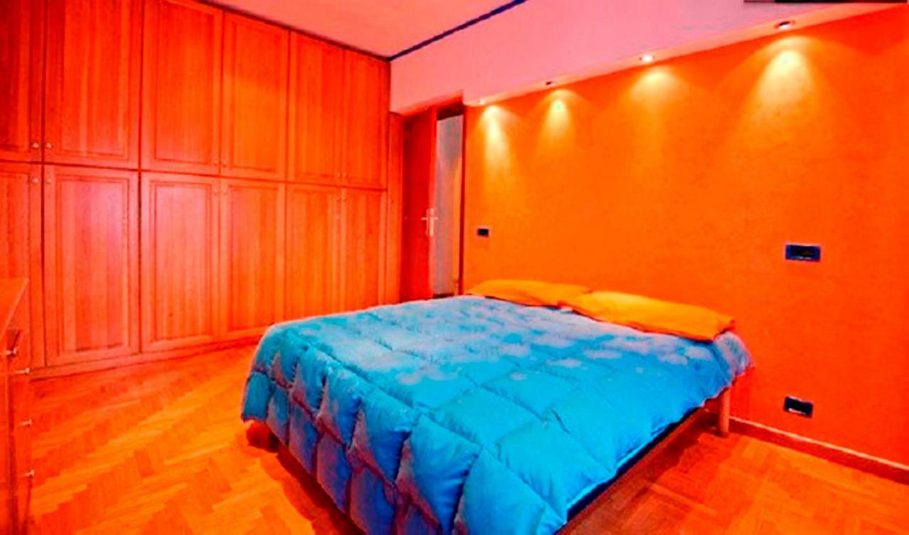 Julias Domus, T Apartment, Metro C Рим Екстер'єр фото